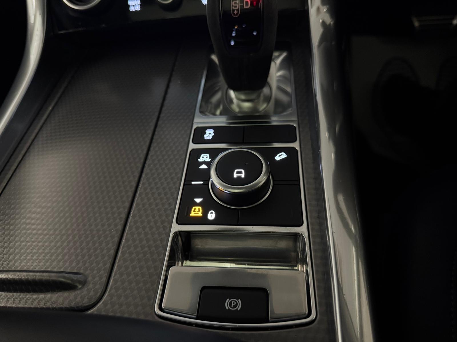 Land Rover Range Rover Sport view 24