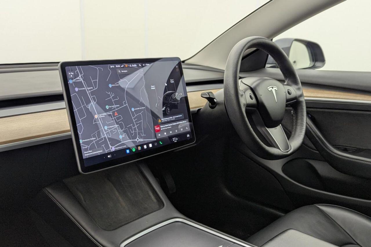 Tesla Model 3 view 26