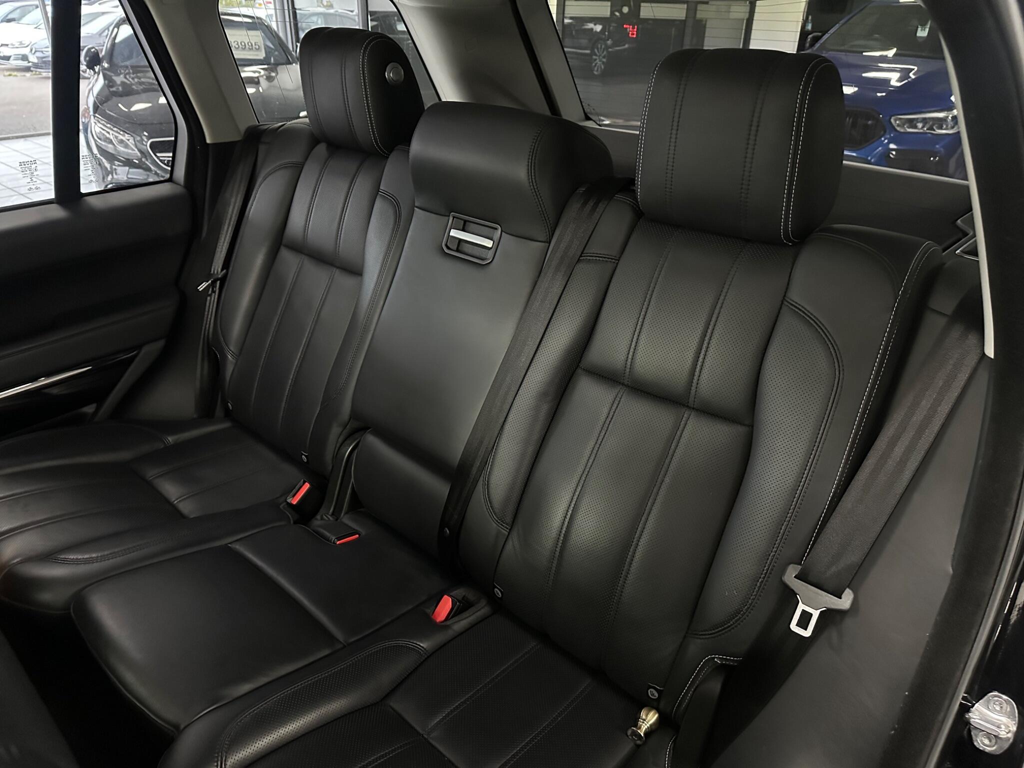 Land Rover Range Rover view 38