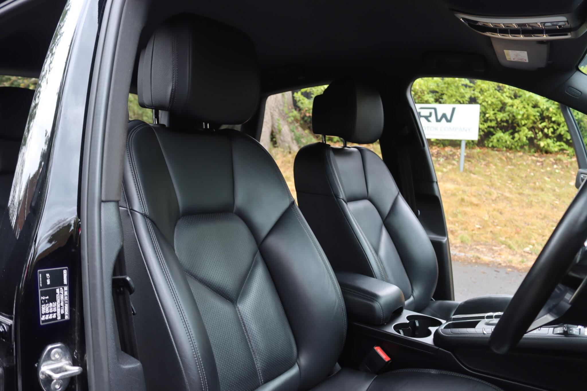 Porsche Macan view 52