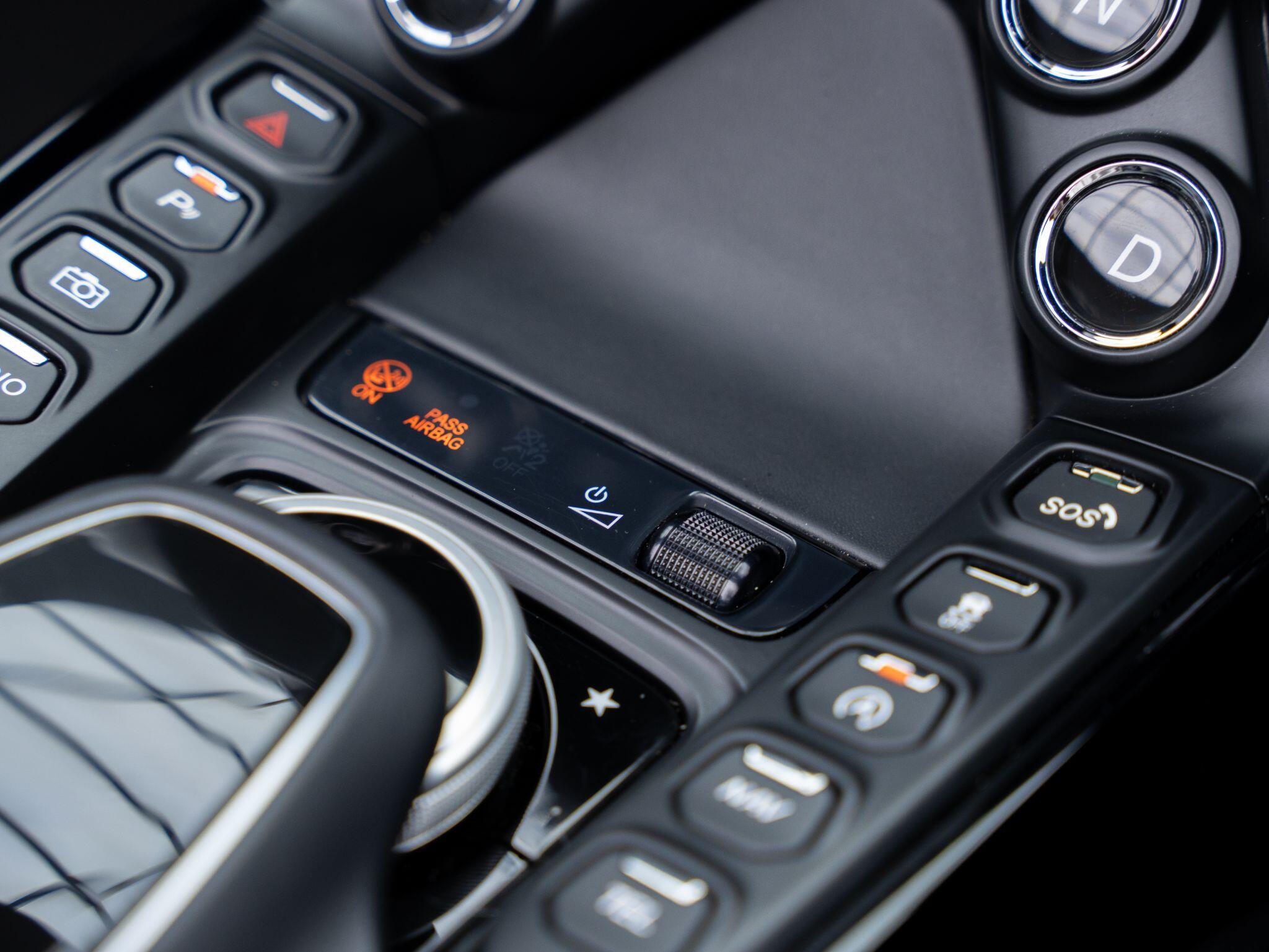Aston Martin Vantage view 20