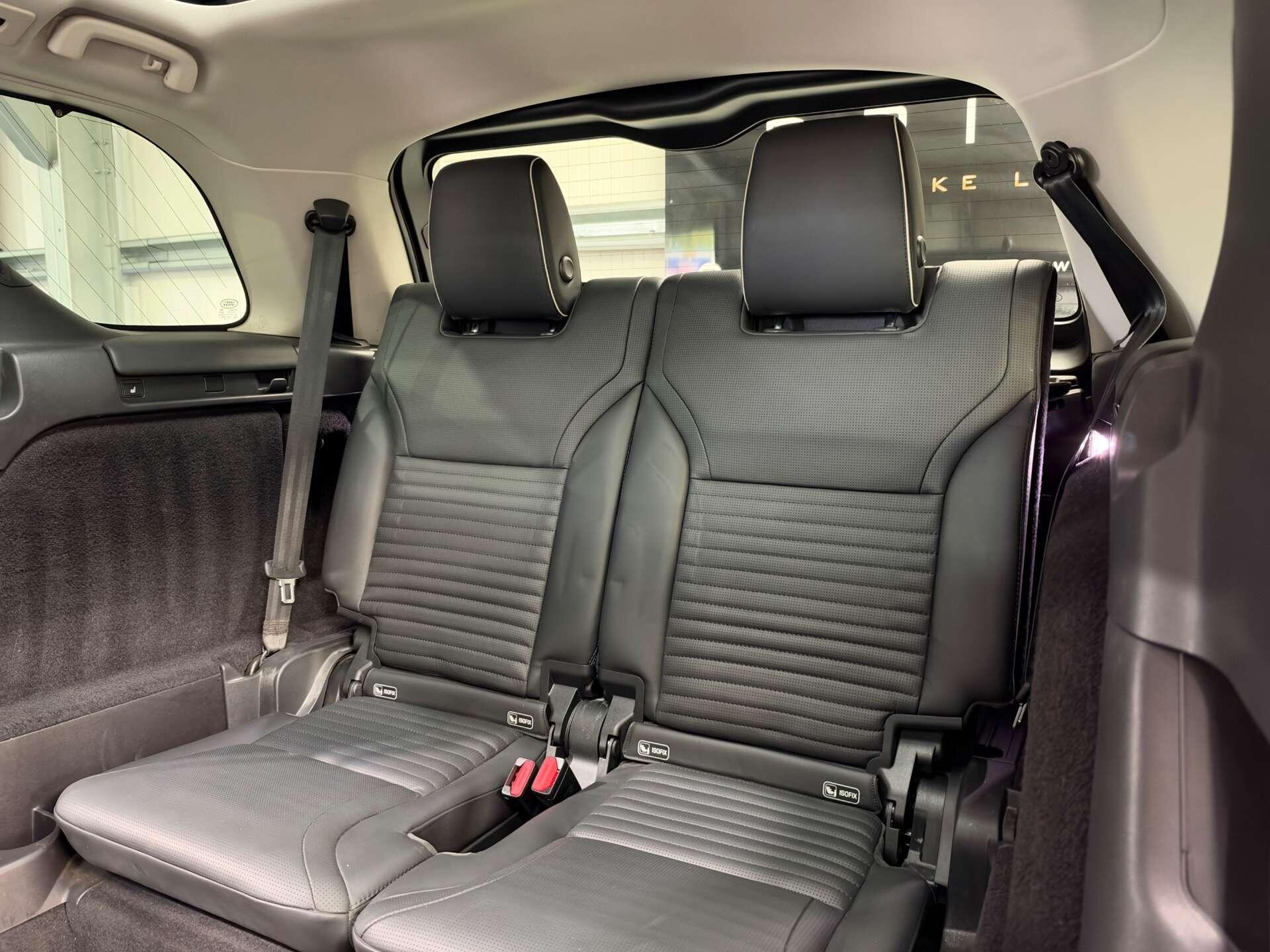 Land Rover Discovery view 42