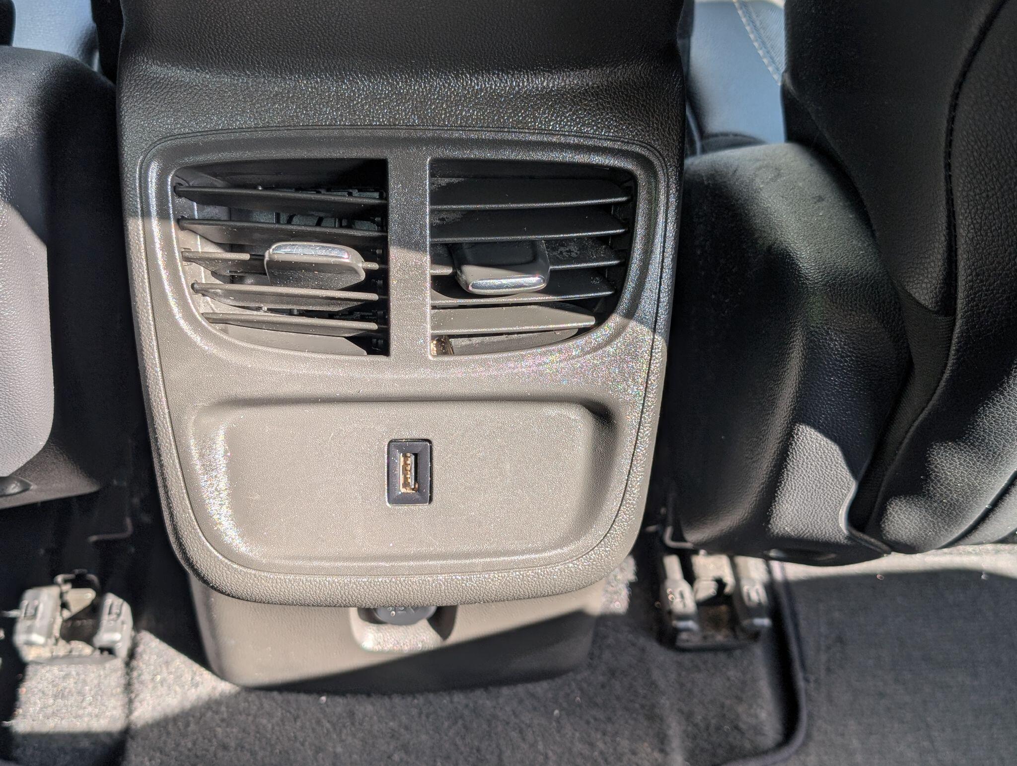 Vauxhall Grandland X view 28