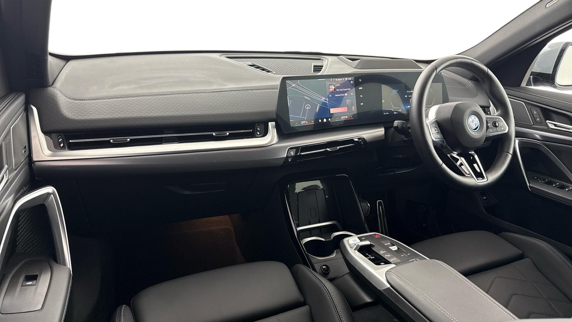 BMW Ix2 view 7