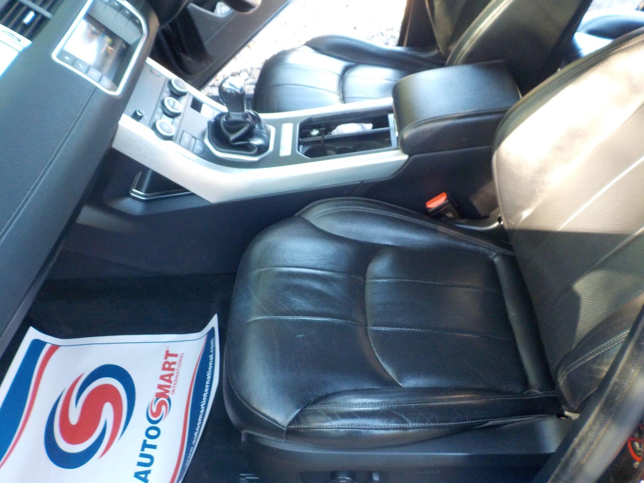 Land Rover Range Rover Evoque 2.0 eD4 SE Tech FWD Euro 6 (s/s) 5dr