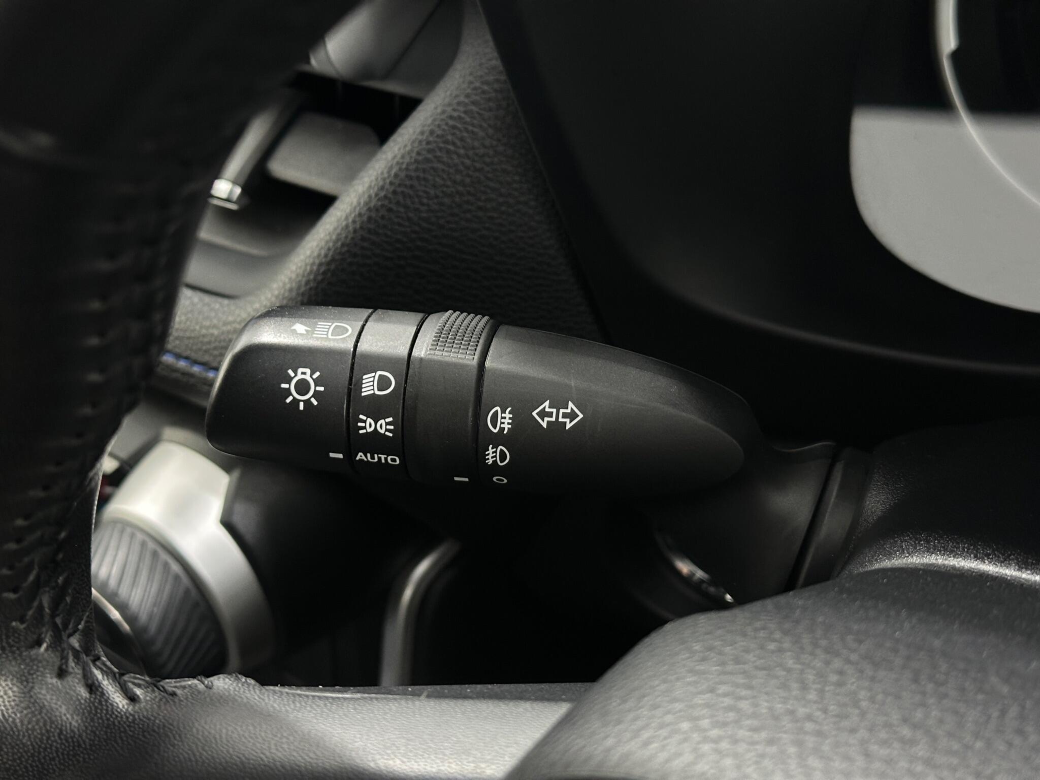 Toyota Rav4 view 14