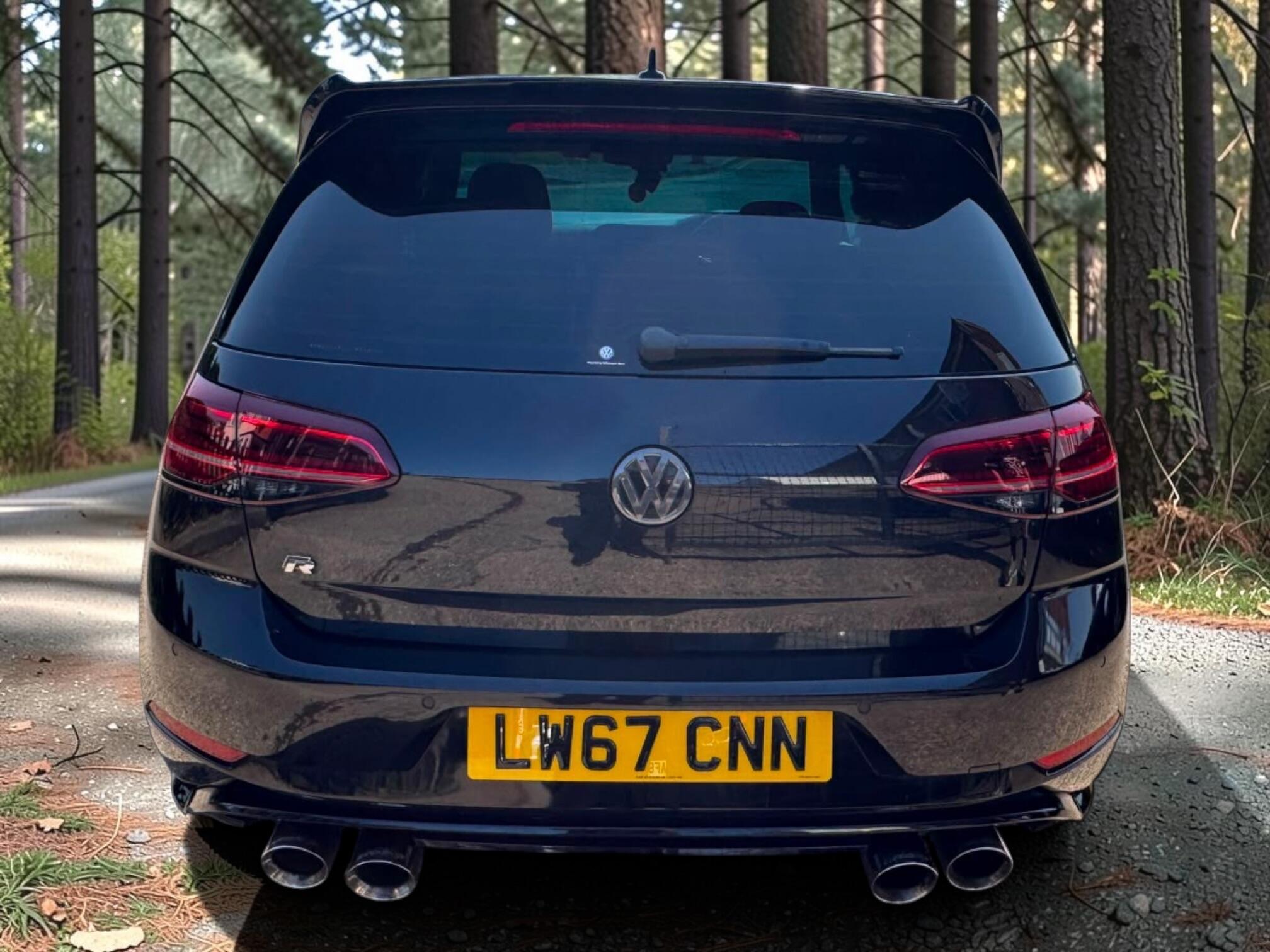 Volkswagen Golf view 9