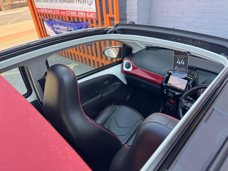 Toyota Aygo view 13