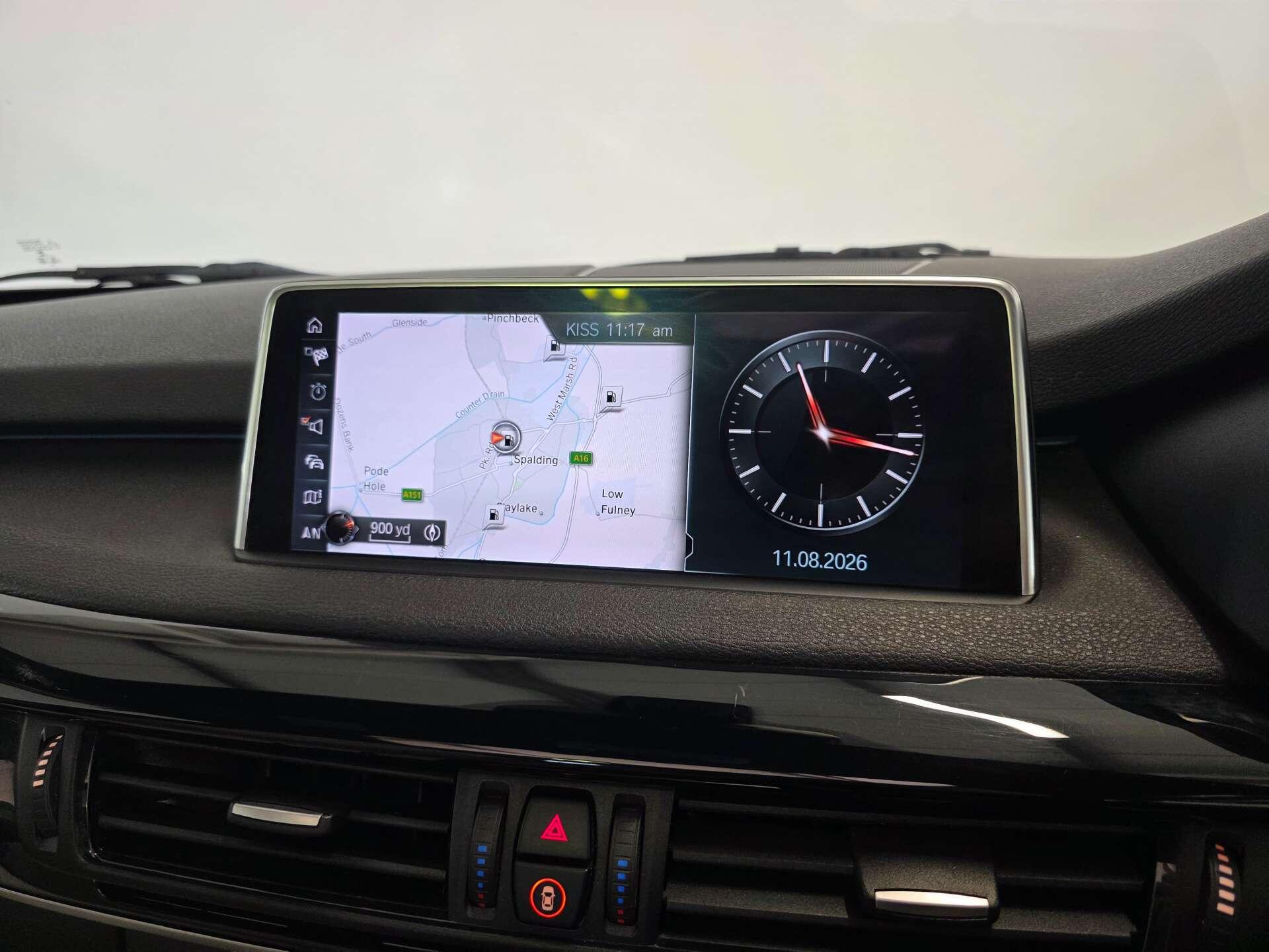 BMW X5 view 29