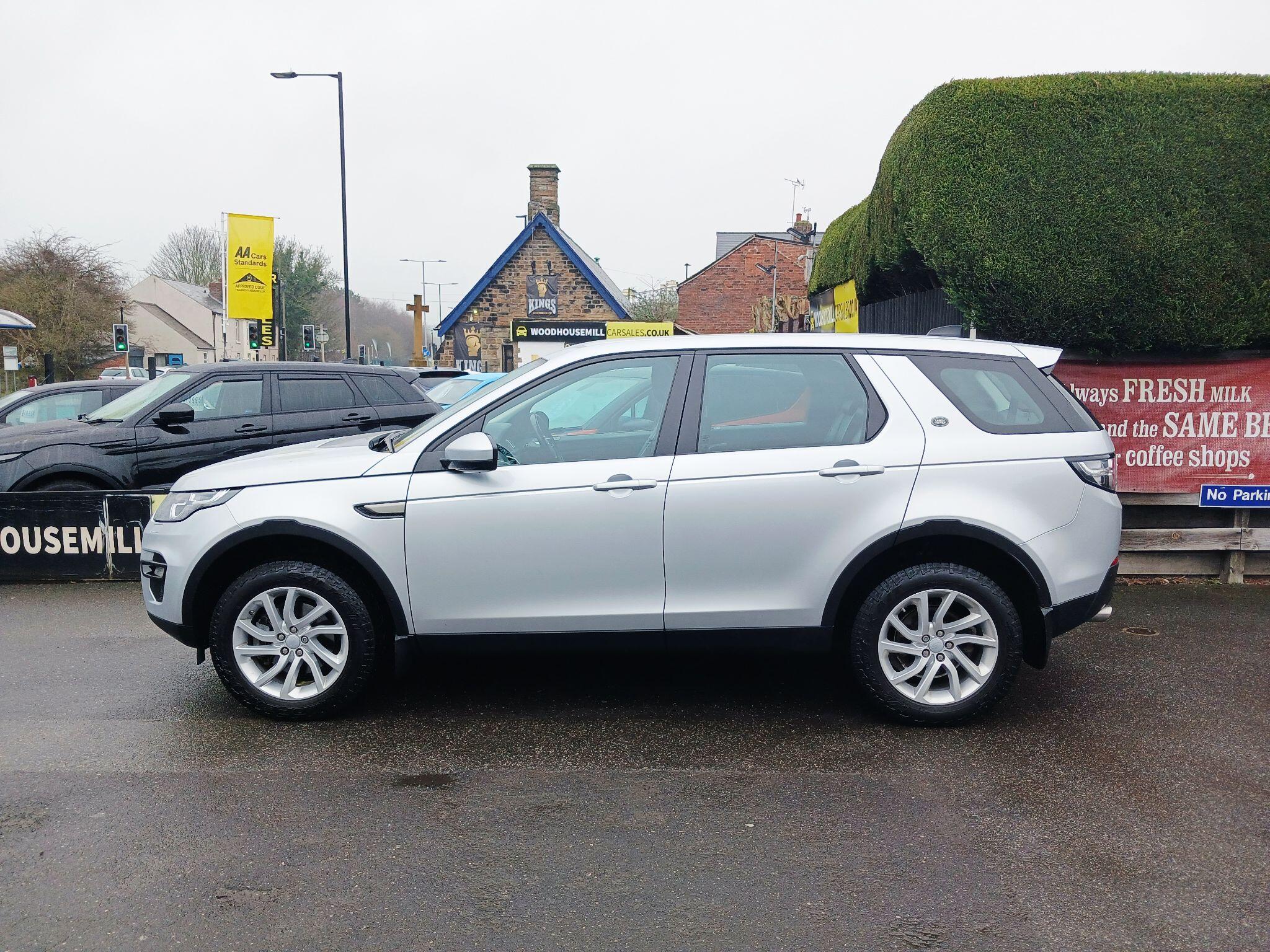 2018 Land Rover Discovery Sport 2.0 TD4 SE 4WD Euro 6 (s/s) 5dr • 100,000 miles image 1