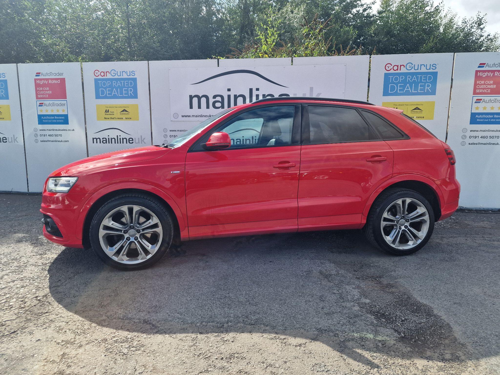 Audi Q3 view 21