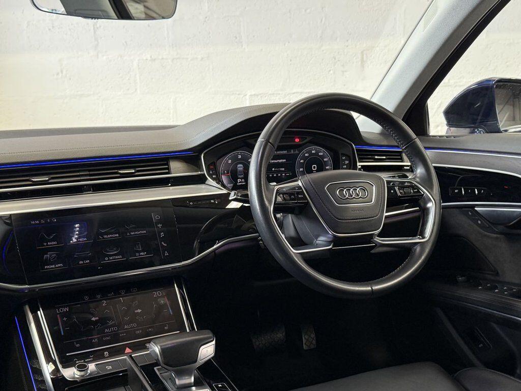 Audi A8 view 40