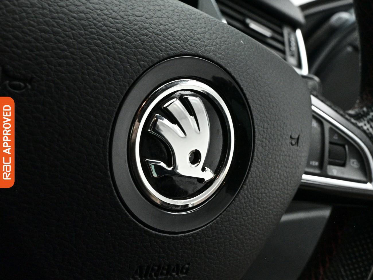Skoda Octavia view 22