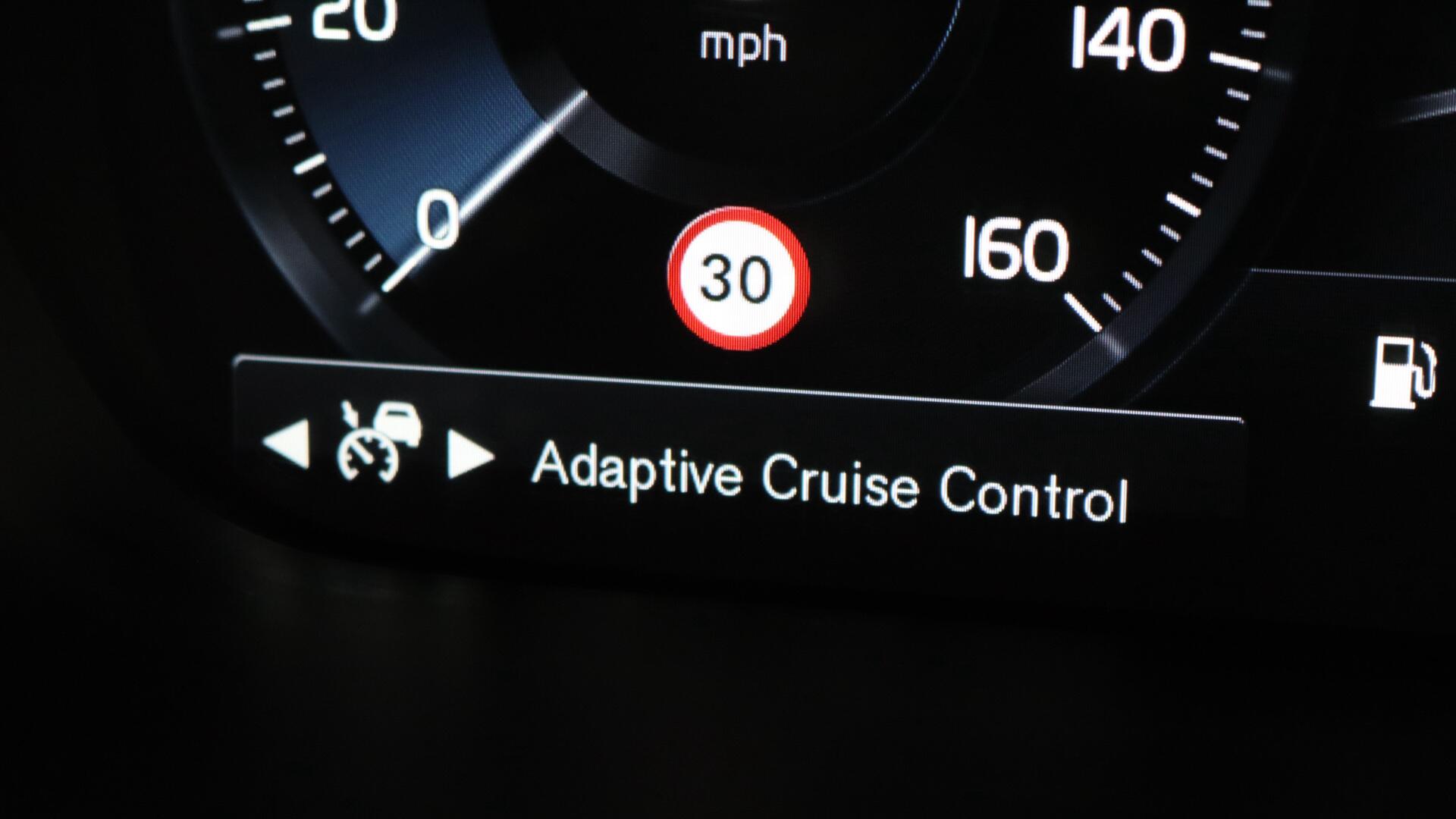 Volvo V90 view 36