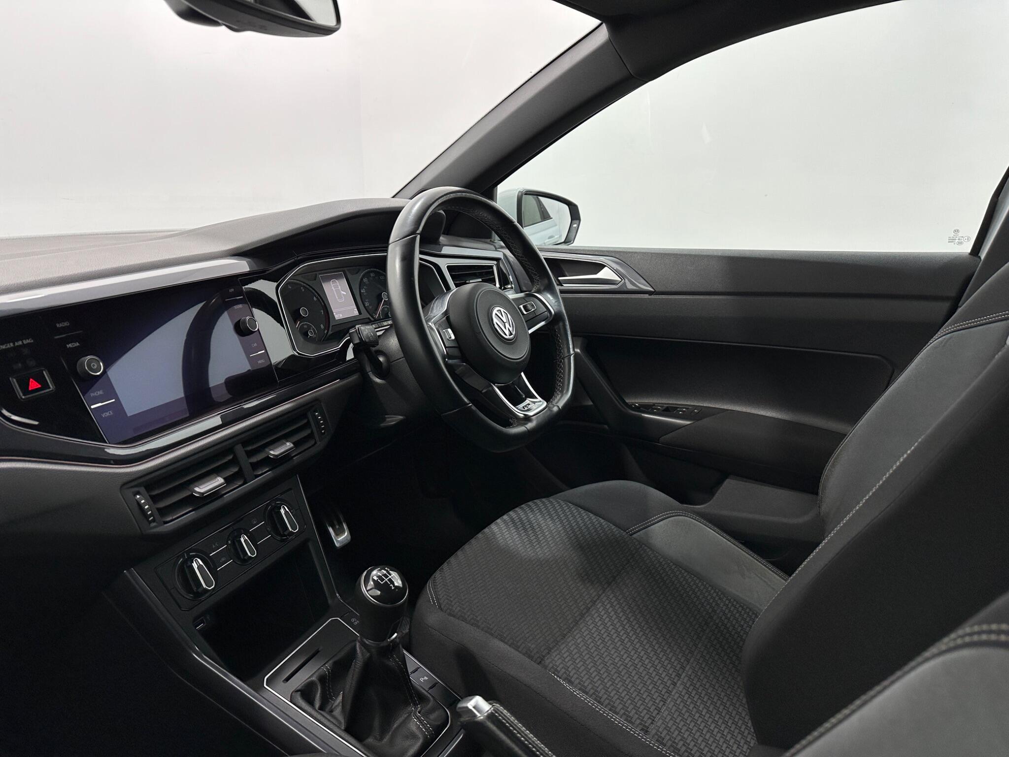 Volkswagen Polo view 30