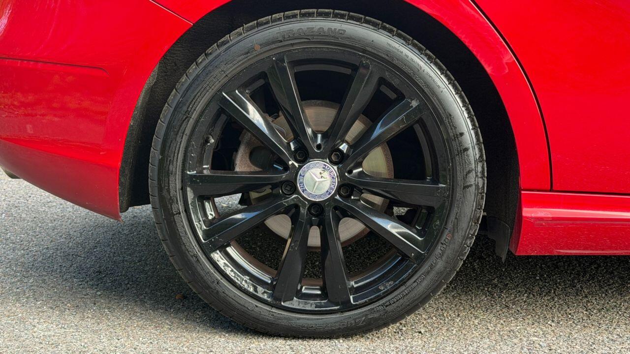 Mercedes-Benz B-Class view 36