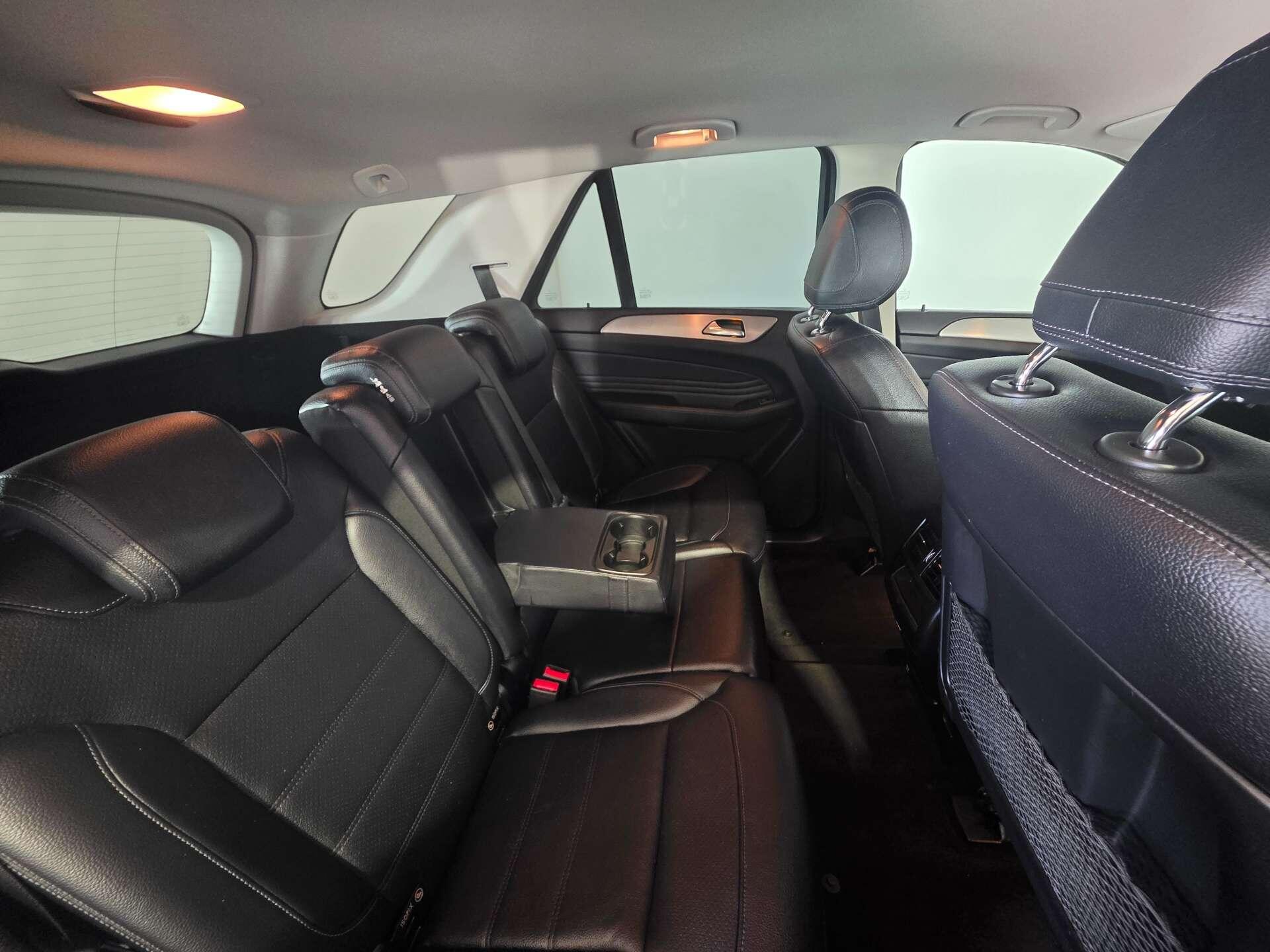Mercedes-Benz Gle view 40