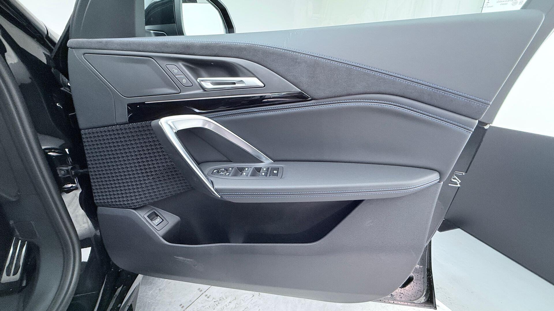 BMW iX2 view 20