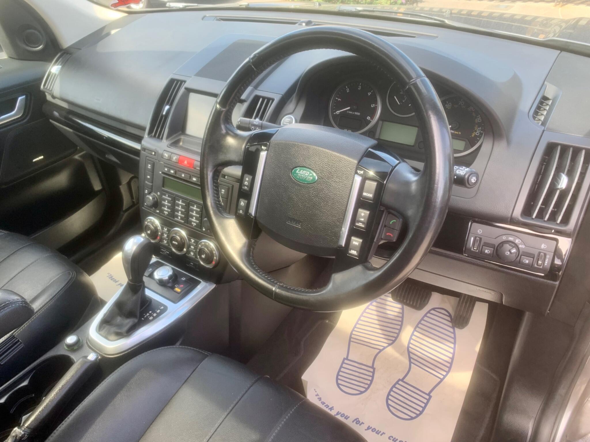 Land Rover Freelander 2 view 20