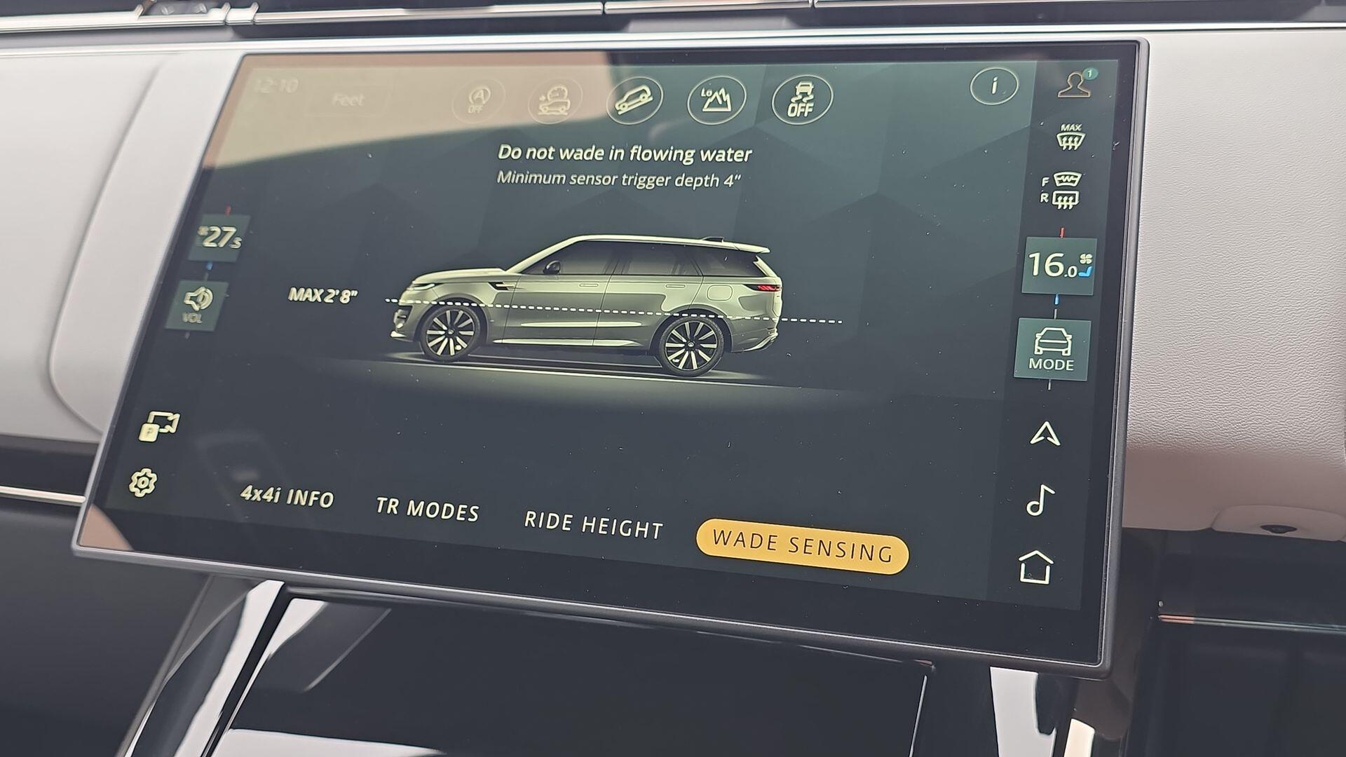 Land Rover Range Rover Sport view 40