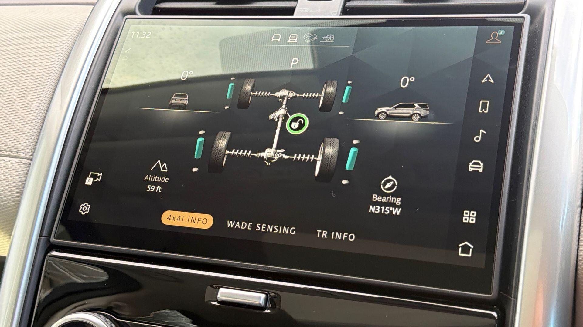 Land Rover Discovery view 42