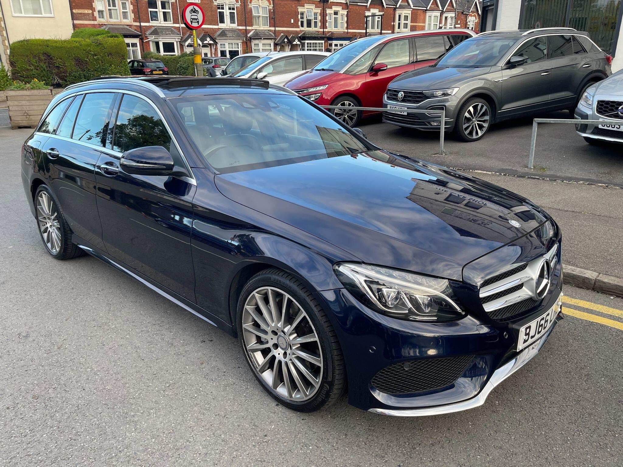 Mercedes-Benz C-Class view 7