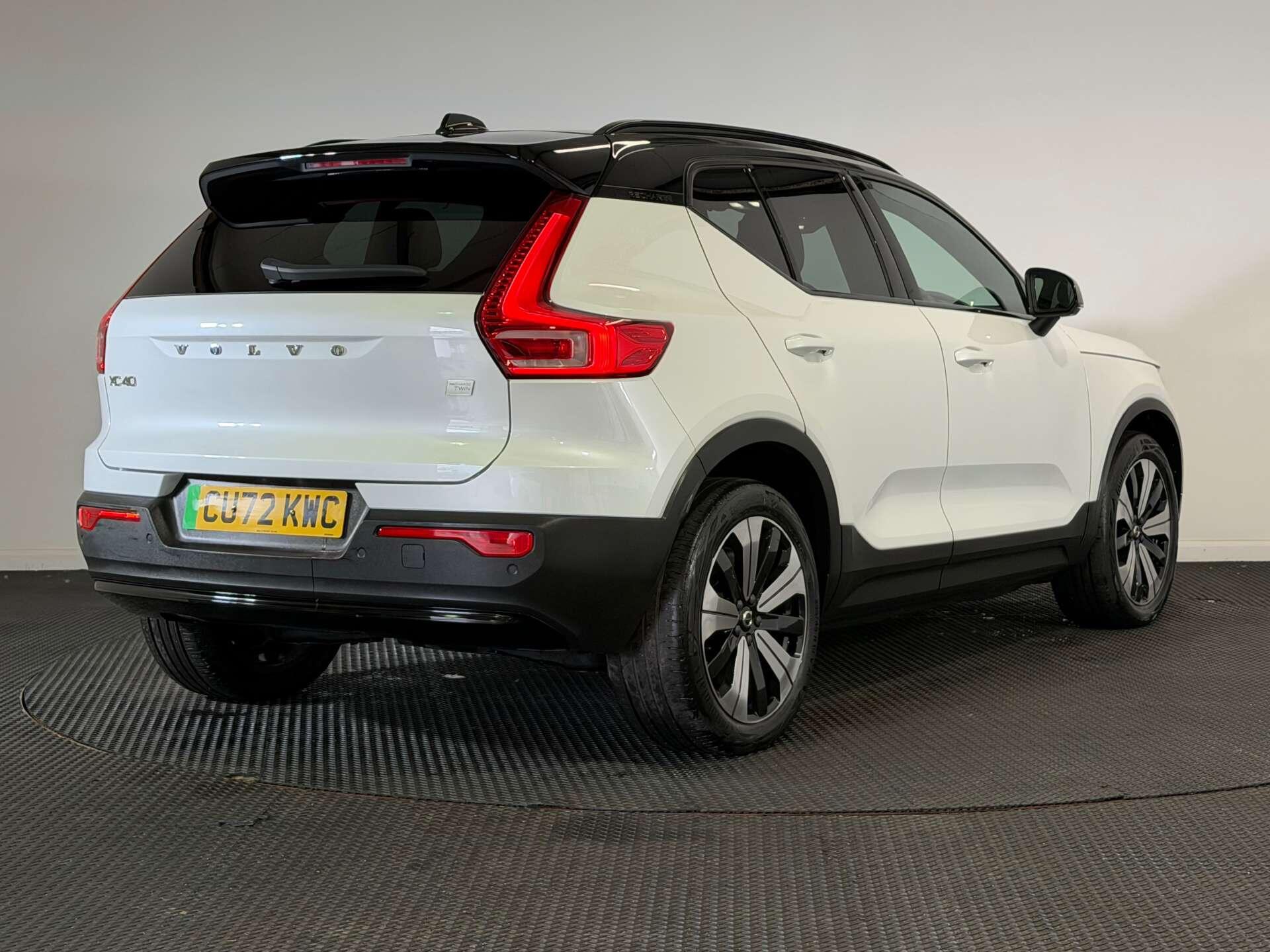 Volvo XC40 view 7