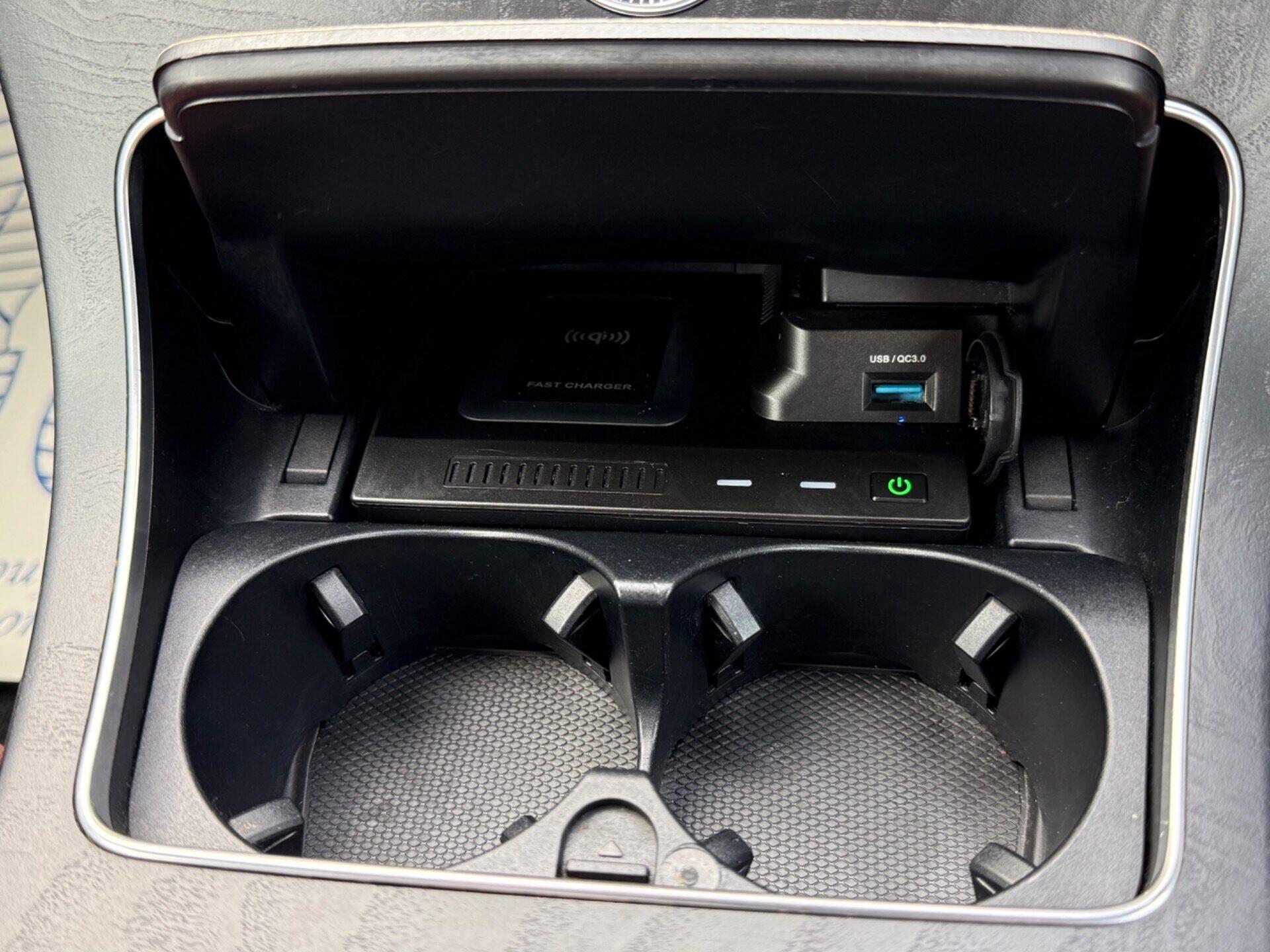 Mercedes-Benz C-Class view 49