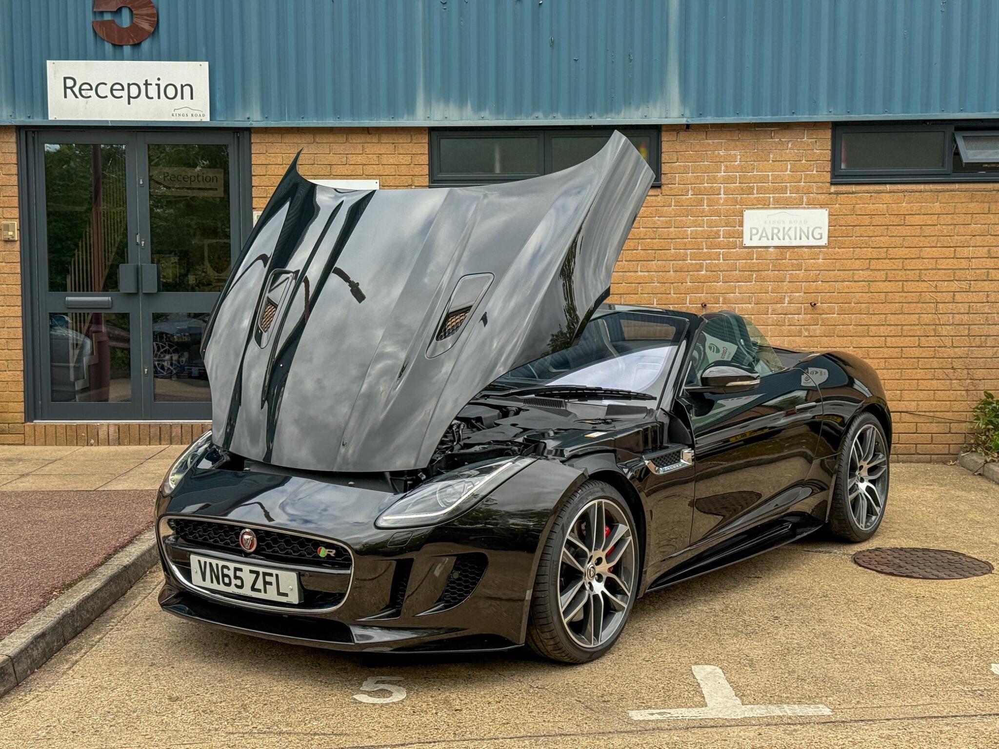 Jaguar F-Type view 8