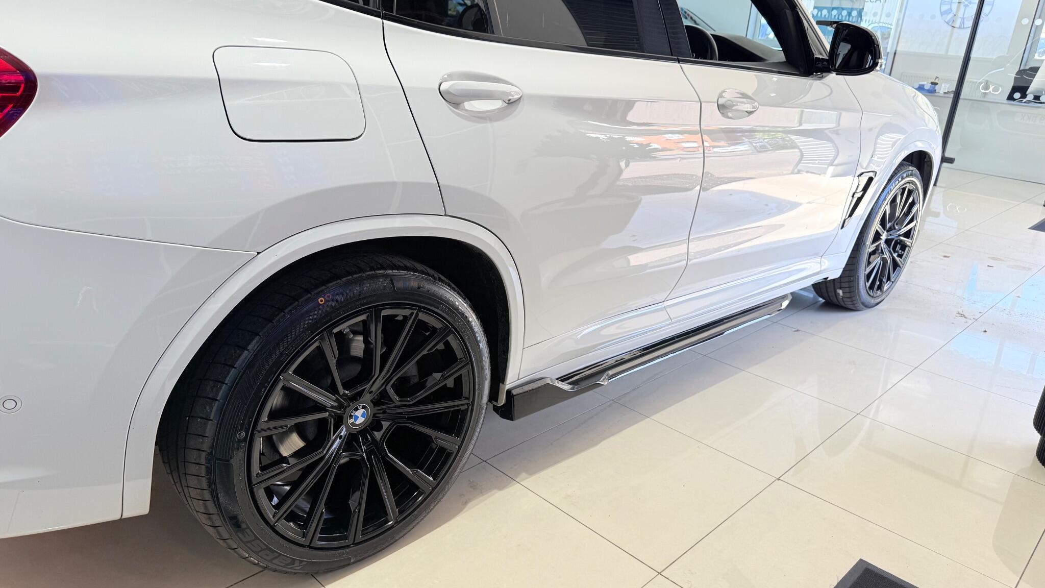BMW X3 view 20