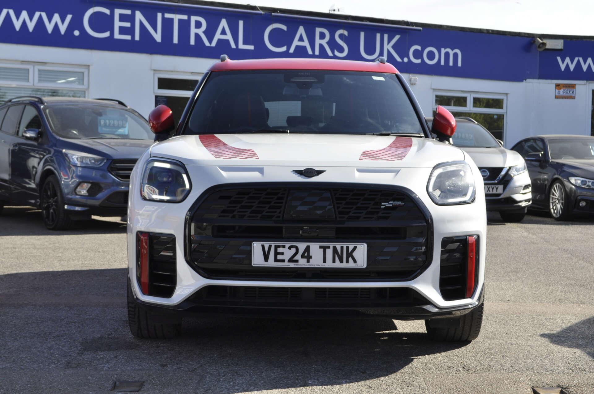 Mini Countryman view 3