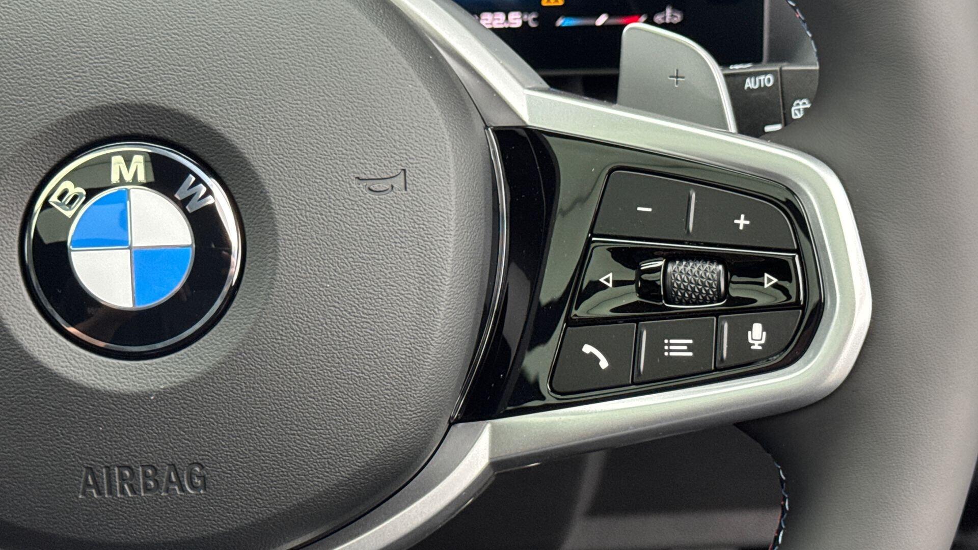 BMW 3 Series view 19
