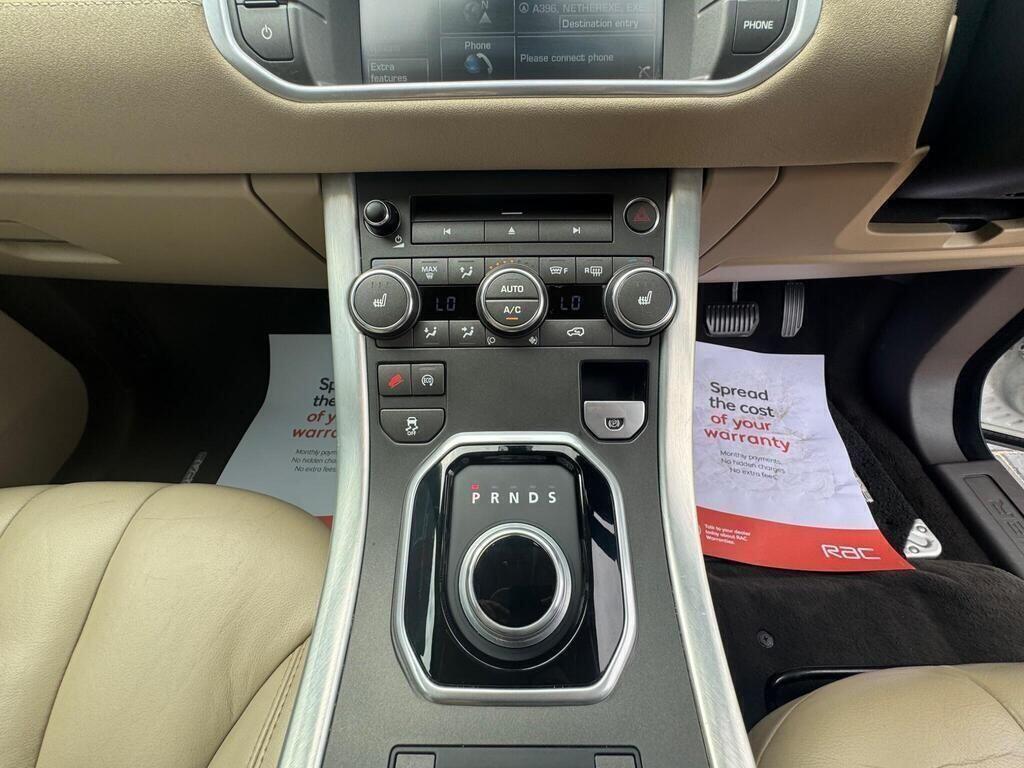Land Rover Range Rover Evoque view 23