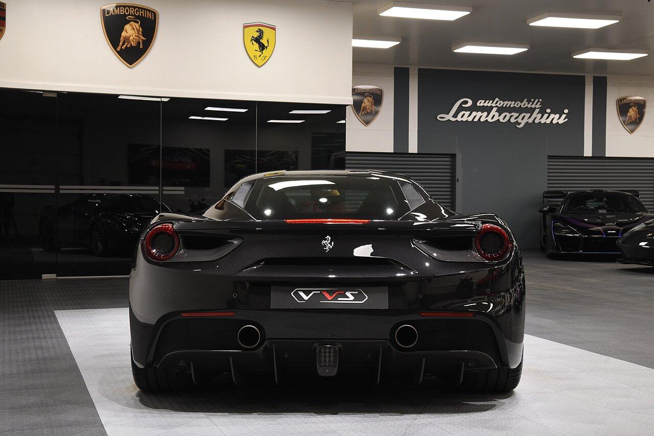 Ferrari 488 view 41