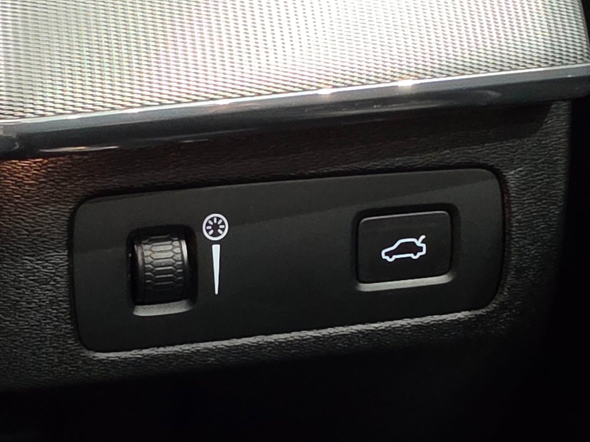 Volvo XC90 view 124