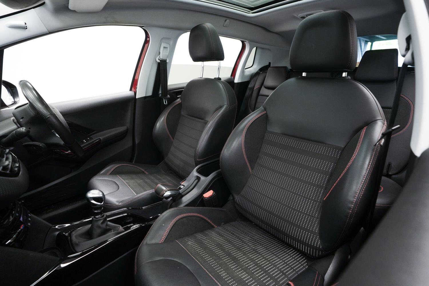 Peugeot 2008 view 25