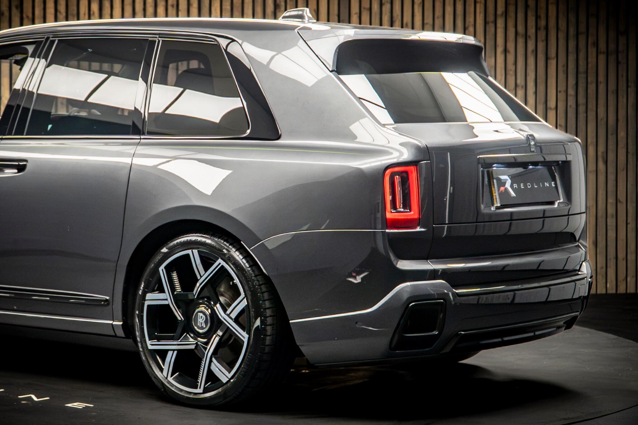 Rolls-Royce Cullinan view 17