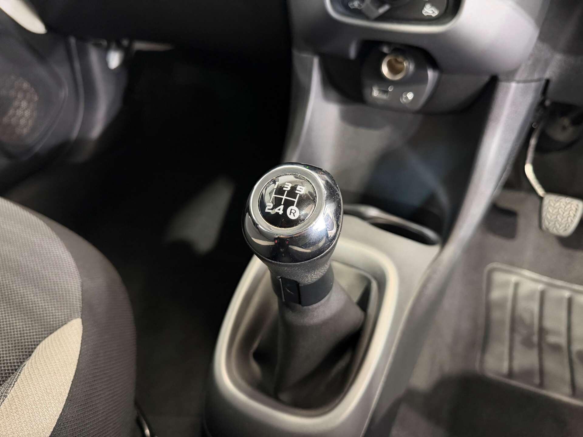 Toyota Aygo view 31