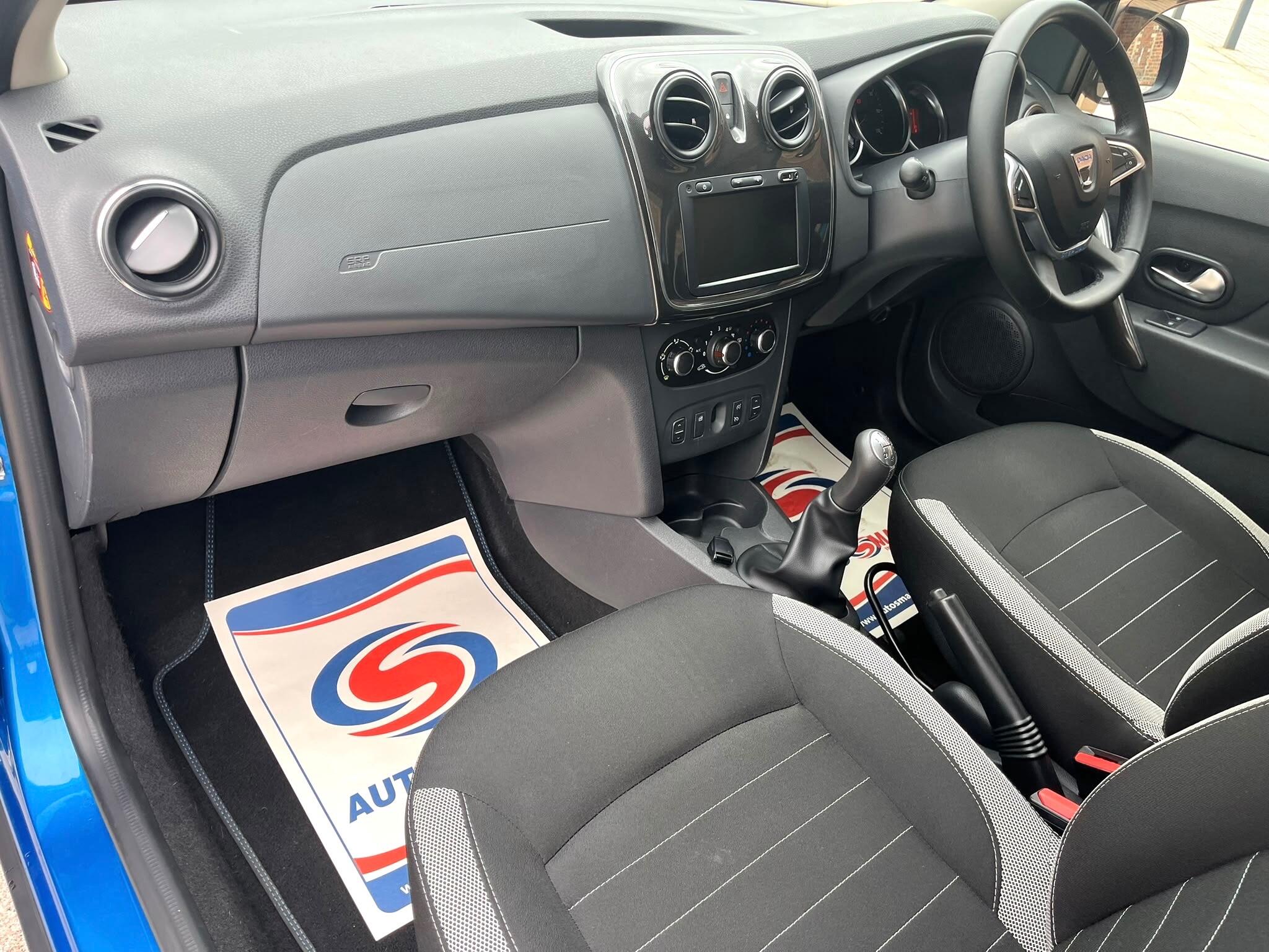 Dacia Logan MCV view 35