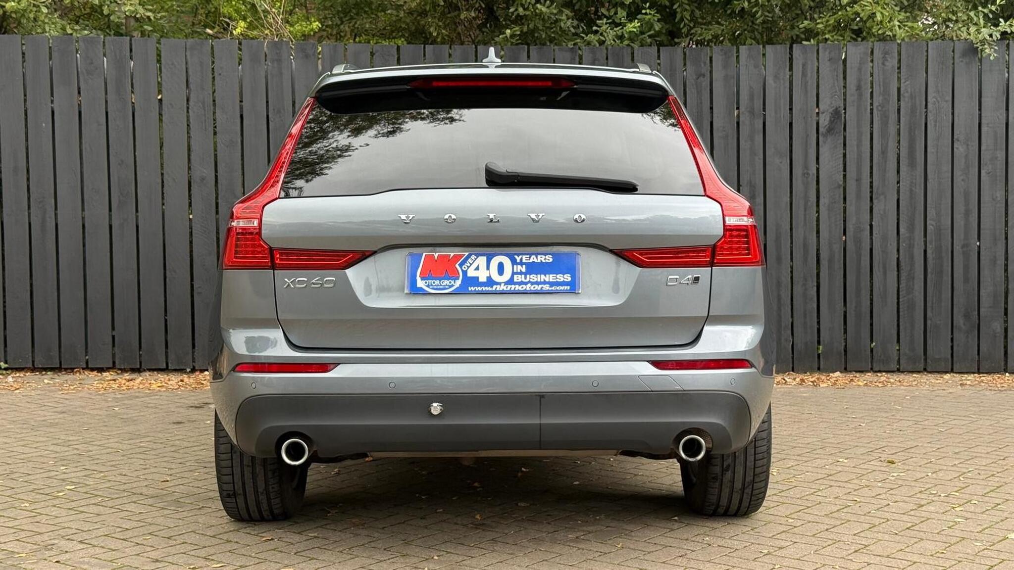 Volvo XC60 view 7