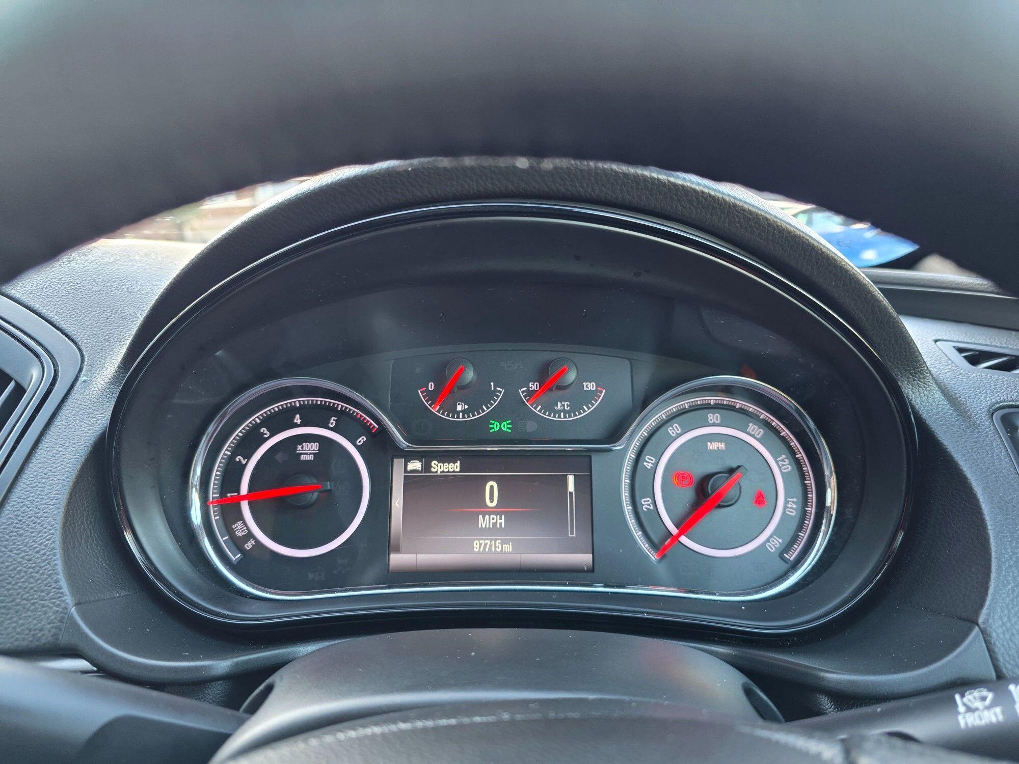 Vauxhall Insignia view 27