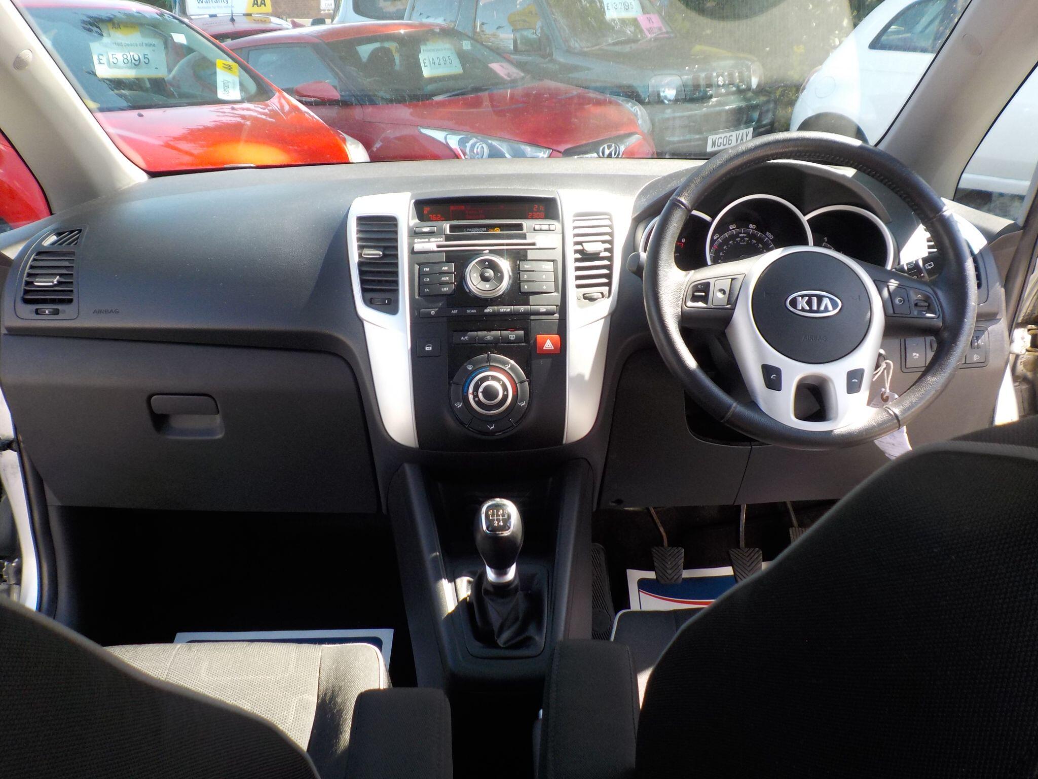 Kia Venga 1.4 EcoDynamics 2 Euro 5 (s/s) 5dr
