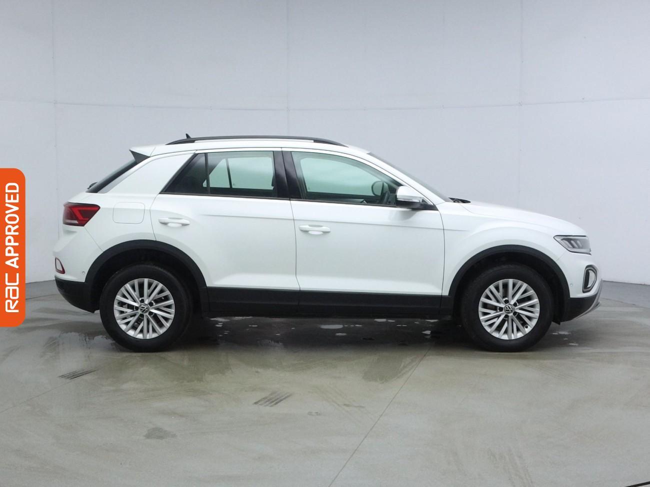 Volkswagen T-Roc view 6