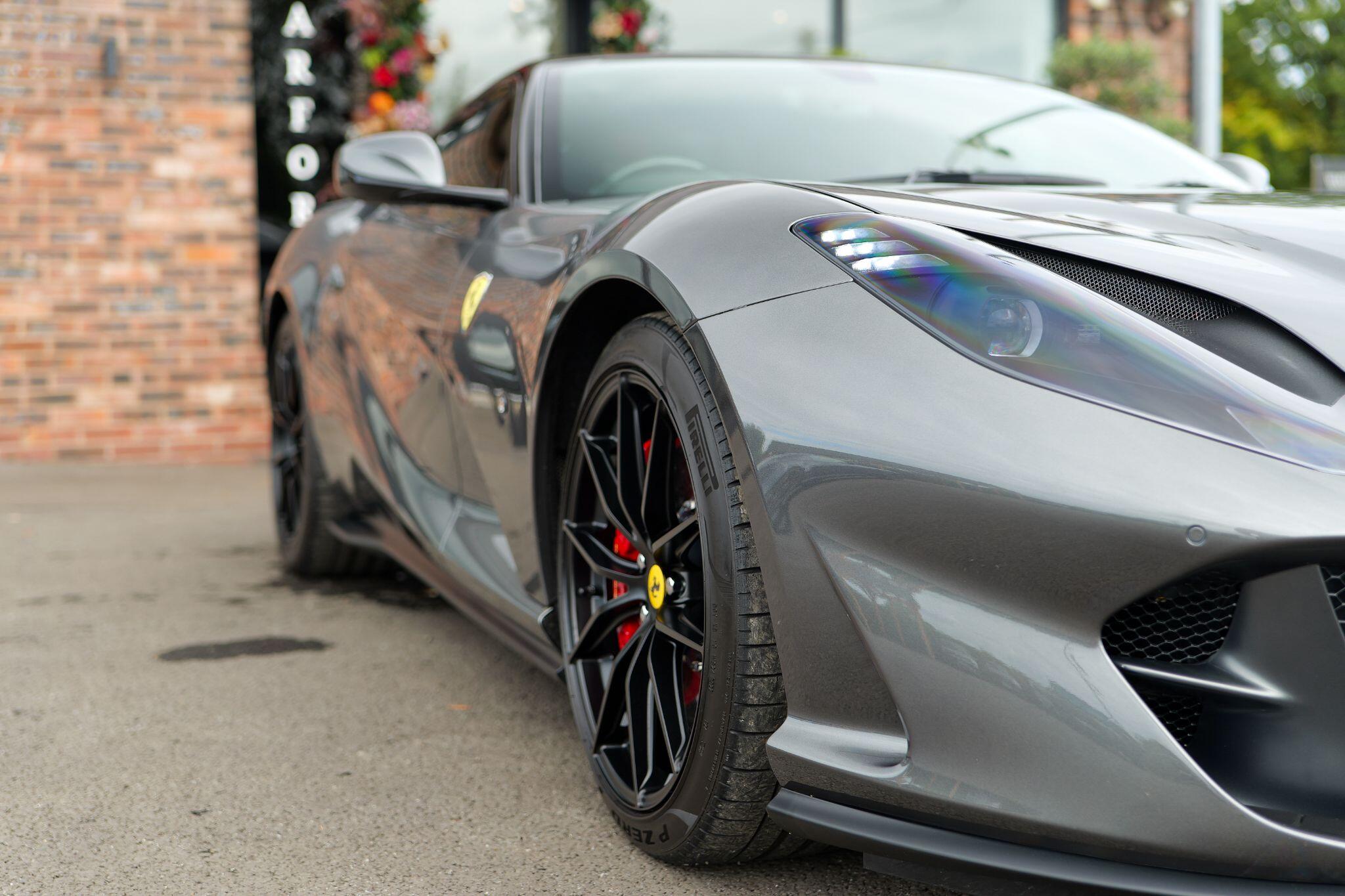 Ferrari 812 view 9