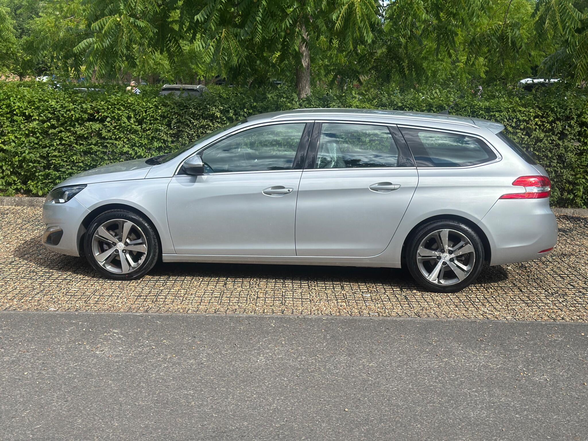 Peugeot 308 view 15