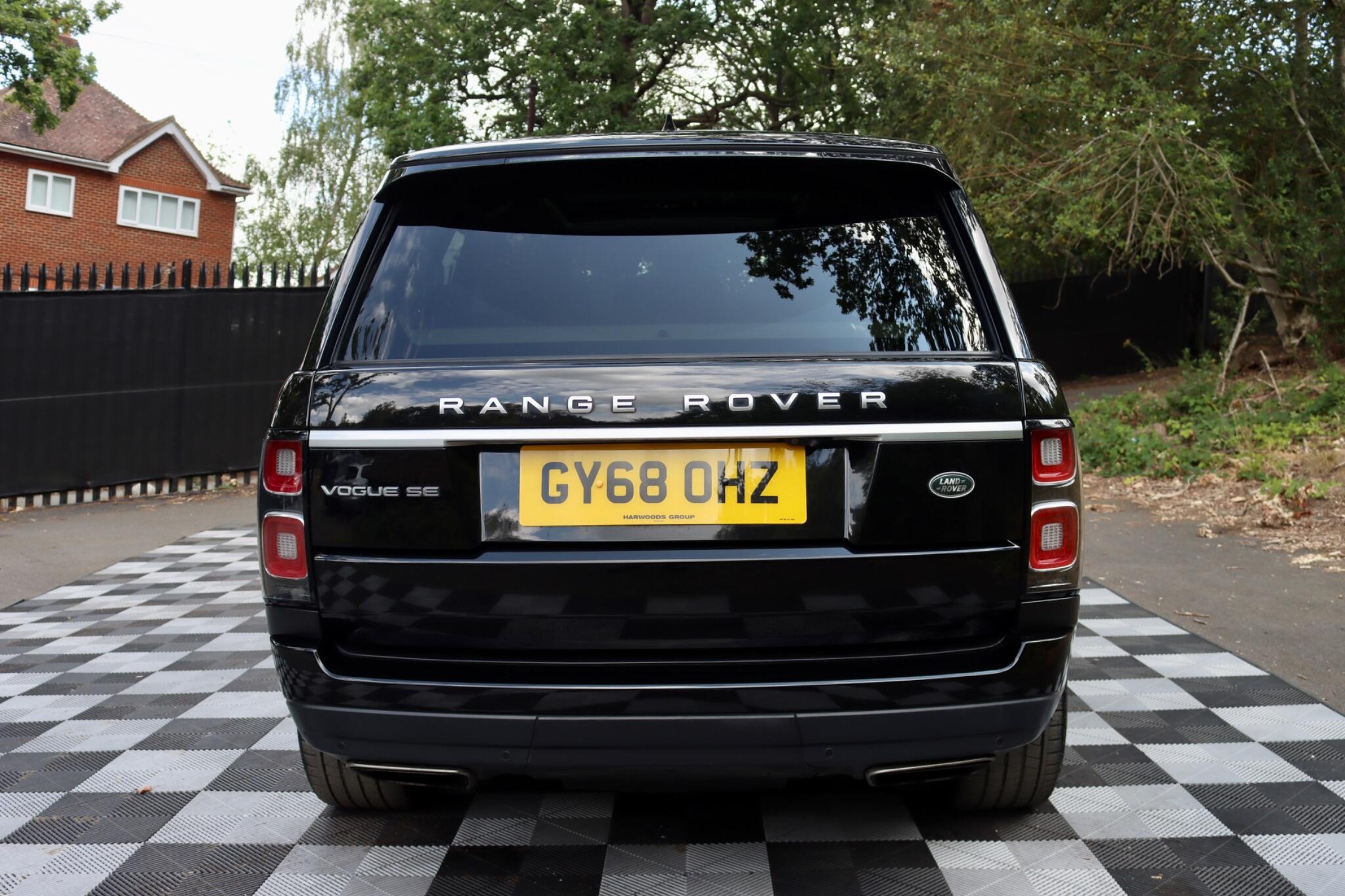 Land Rover Range Rover view 33