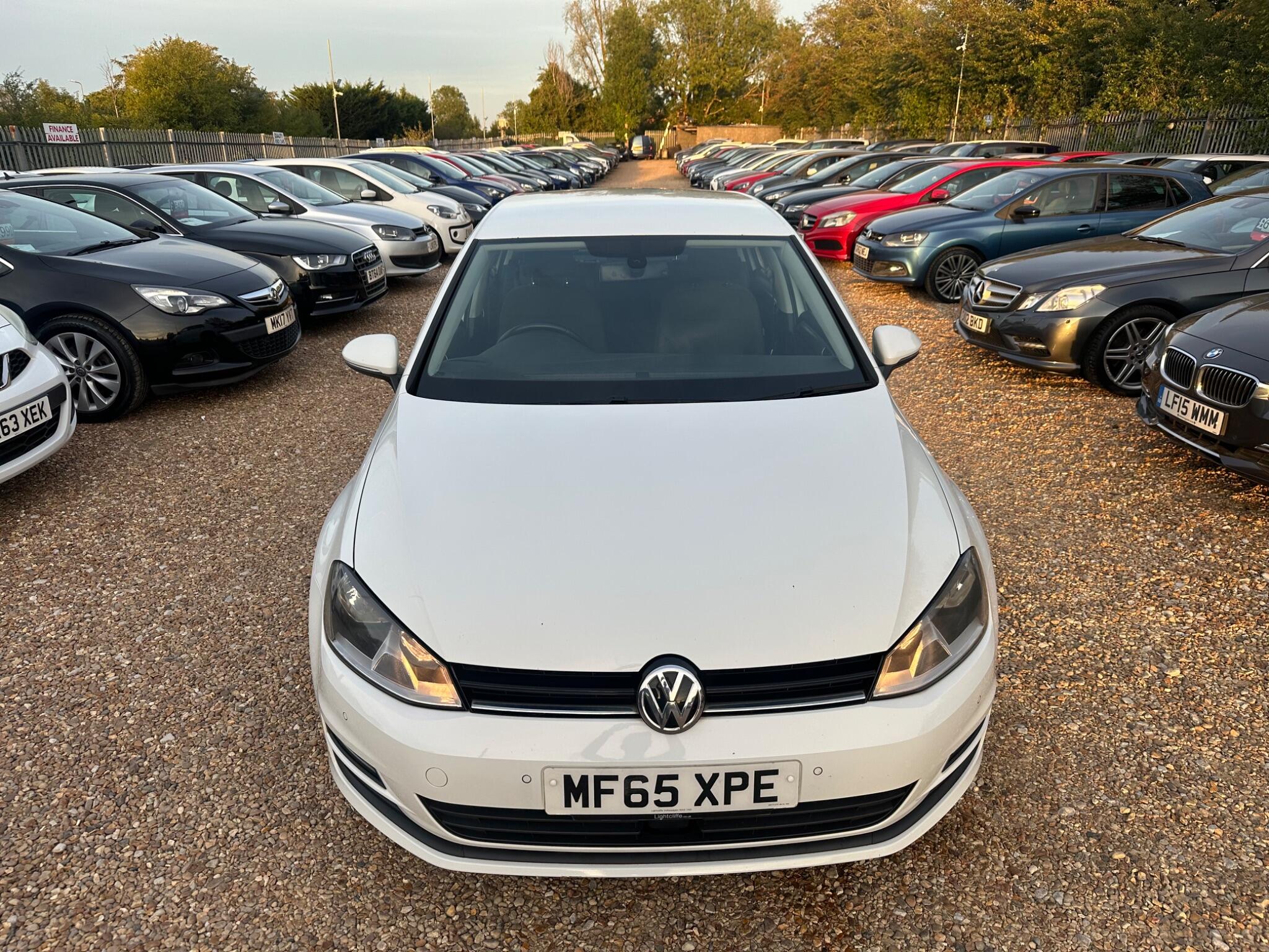 Volkswagen Golf view 7