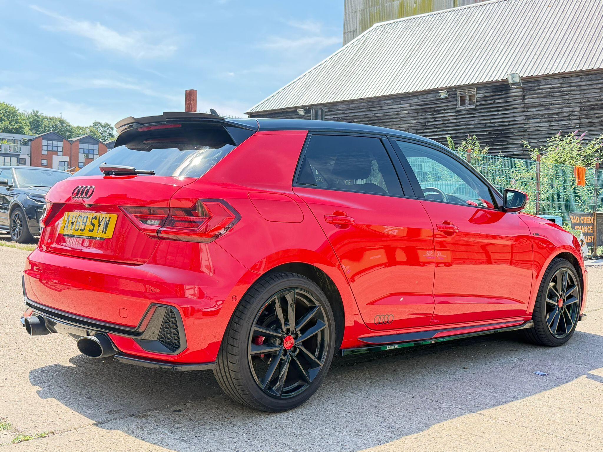 Audi A1 view 3