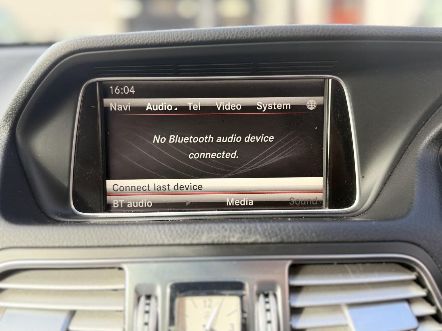 Mercedes-Benz E-Class view 47