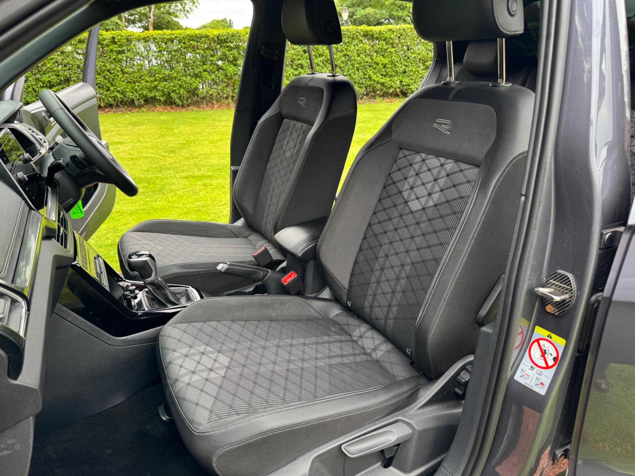 Volkswagen T-Cross view 34